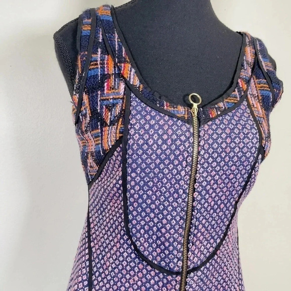 RACHEL RACHEL ROY | TEXTURED SLEEVELESS ZIP  FRONT DRESS - Picture 4 of 11